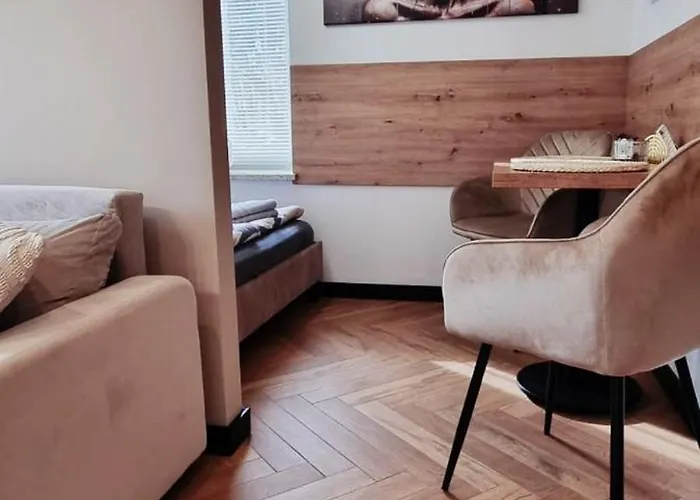 Daire Park Jedlina-Zdroj